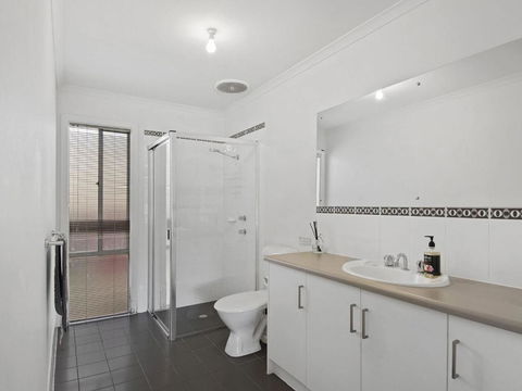 Beach Fun 11 Broadbeach Drive - Kingaroy Accommodation 5
