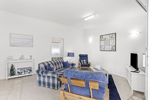 Fiddlers Green 7 62 Magnus Street - Kingaroy Accommodation 4