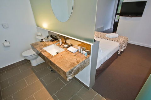 St Falls West 101 - Kingaroy Accommodation 5