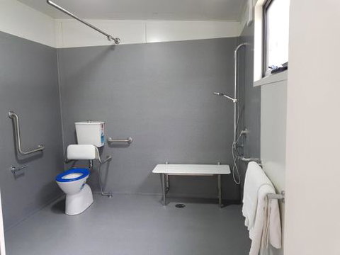 Huon Flash Packers - Kingaroy Accommodation 5