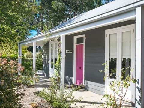 Rose Cottage Bowral Southern Highlands - Kingaroy Accommodation 0