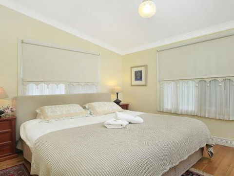 Rose Cottage Bowral Southern Highlands - Kingaroy Accommodation 4