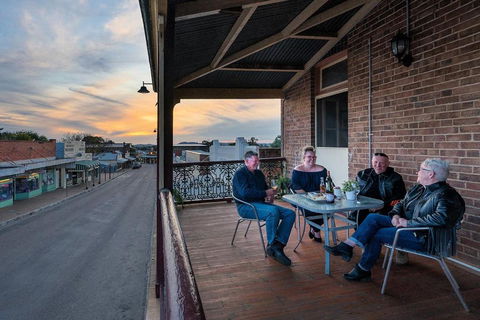 Commercial Travellers House - Kingaroy Accommodation 3