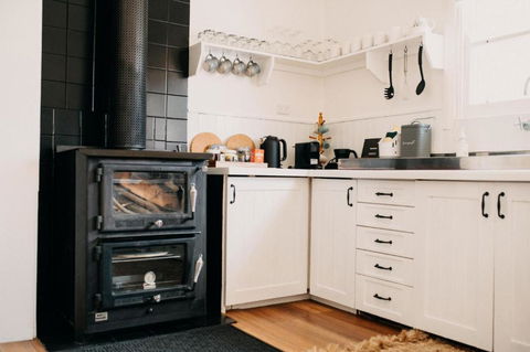 The Cottage Bondonga - Kingaroy Accommodation 3