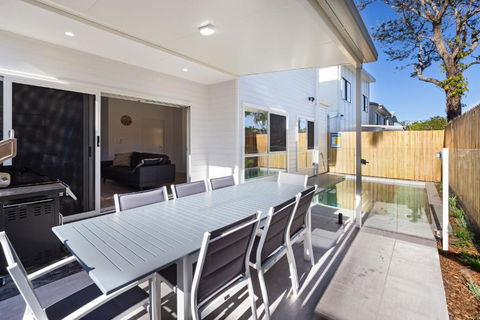 11 Ann Street Coolum Beach - Kingaroy Accommodation 5