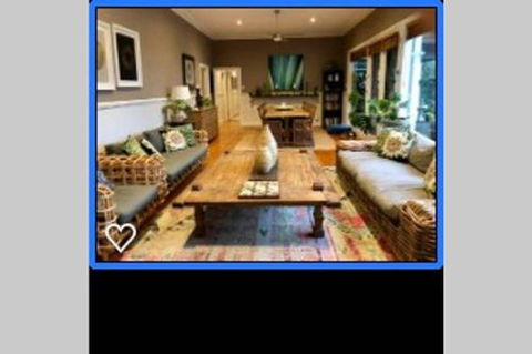 Healesville Garden Country Retreat - Kingaroy Accommodation 1