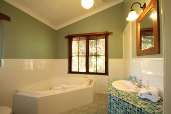 Galnyamba.Friday Creek Retreat - Kingaroy Accommodation 5