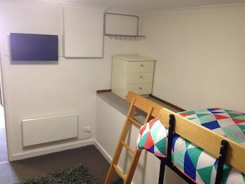 Lawlers 36B - Kingaroy Accommodation 4