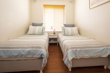 Selene Holiday Apartment AtWest Beach - Kingaroy Accommodation 5
