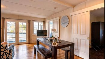 Linda Cottage Port Huon - Kingaroy Accommodation 6
