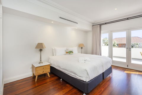 Cottesloe Waters Apartment - Kingaroy Accommodation 4