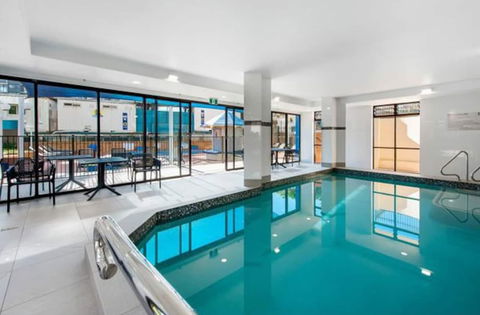 Absolute Beachfront With Views 2BR Apt - Kingaroy Accommodation 3