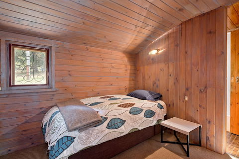 Crackenback Cottage 1884 - Kingaroy Accommodation 0