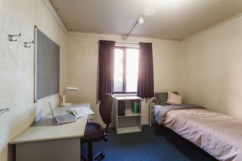 Guild House - Kingaroy Accommodation 3