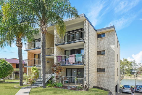 Barooga - Kingaroy Accommodation 0