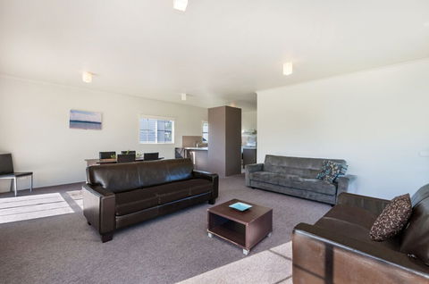 Julieanne - Kingaroy Accommodation 6