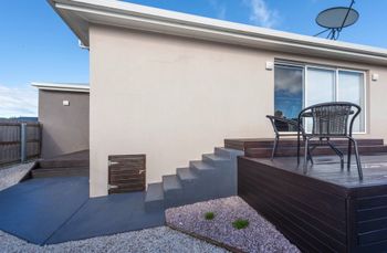 Spacious & Bright 4 Bedroom Home - Kingaroy Accommodation 5