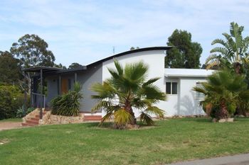 Mathews - Kingaroy Accommodation 4