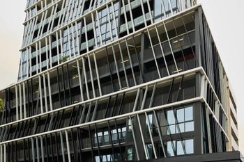 Panoramic Melbourne Views From Stylish Apartment - Kingaroy Accommodation 0