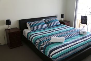 Waters Edge - Kingaroy Accommodation 4