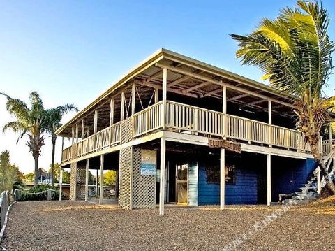 1770 Beach Accommodation Elliot Lodge - Kingaroy Accommodation 6