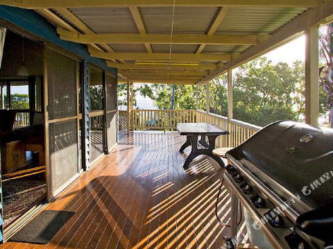 1770 Beach Accommodation Elliot Lodge - Kingaroy Accommodation 5