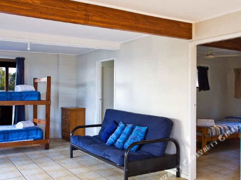 1770 Beach Accommodation Elliot Lodge - Kingaroy Accommodation 4