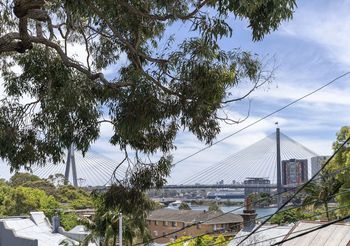 Stunning Executive Home In Glebe - Kingaroy Accommodation 5