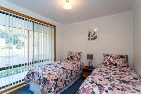 Acton Park Holiday Units - Kingaroy Accommodation 1