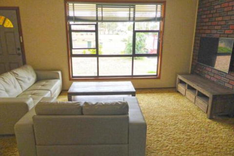 Kellys Getaway At Culburra Beach - Kingaroy Accommodation 4