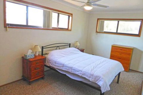Dolphins Delight At Culburra Beach - Kingaroy Accommodation 7