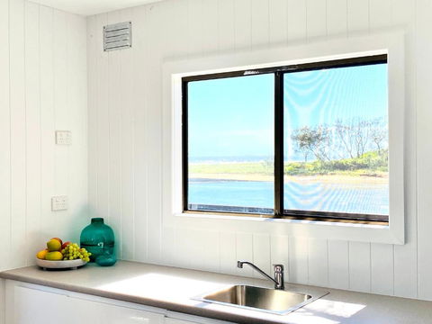 The Beach Arrawarra - Kingaroy Accommodation 2