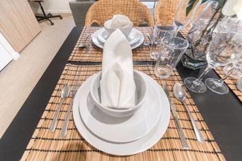 Executive Two Bedroom City Apartment With Views - Kingaroy Accommodation 3