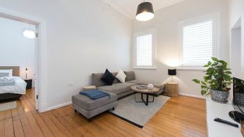 Spacious One Bedroom Heart Of Potts Point H333 - Kingaroy Accommodation 2