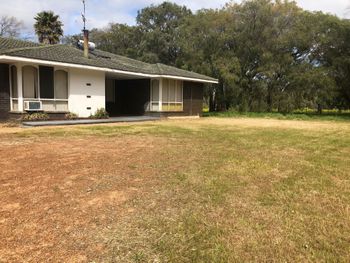 Caves Cottage - Kingaroy Accommodation 0