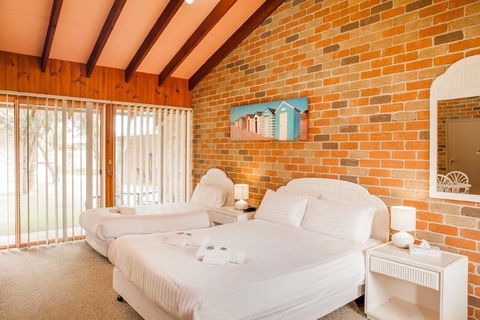 Crescent Head Resort & Conference Centre - Kingaroy Accommodation 5