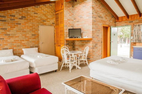 Crescent Head Resort & Conference Centre - Kingaroy Accommodation 6