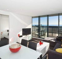 Executive Bay Views St. Kilda - Kingaroy Accommodation