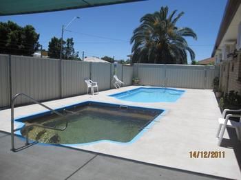 Dragon & Phoenix Motel - Kingaroy Accommodation 1