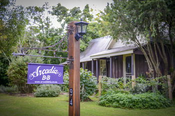Arcadia Bed & Breakfast & Cottages - Kingaroy Accommodation 0