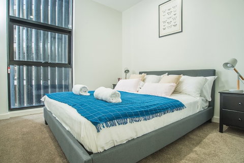 Romantic Fairyland Apartment - Kingaroy Accommodation 6