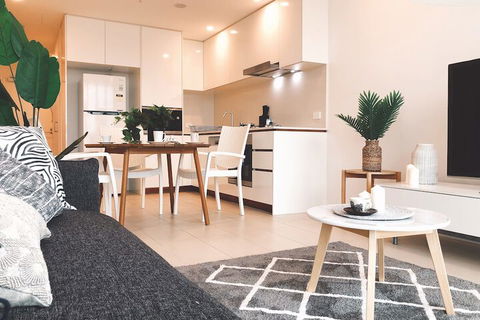 St.Tropez Apartment - Kingaroy Accommodation 4