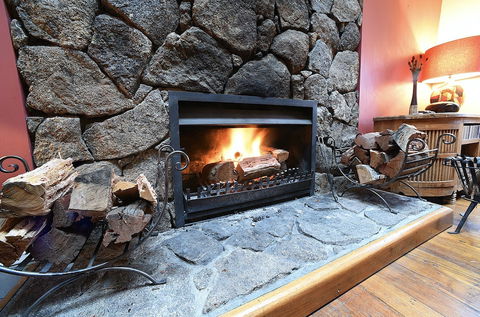 Thredbo 1380 - Kingaroy Accommodation 1