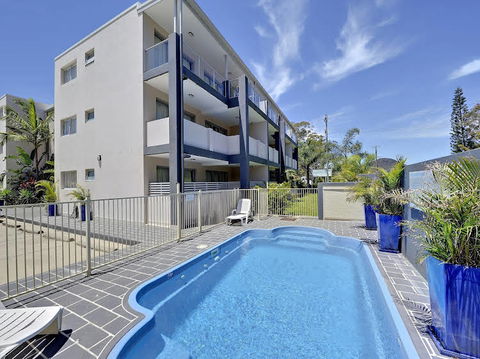 Shoal Bay Beach Club Apartments - Kingaroy Accommodation 0