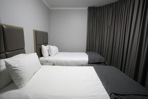 Madison Carrington Apartments - Kingaroy Accommodation 6