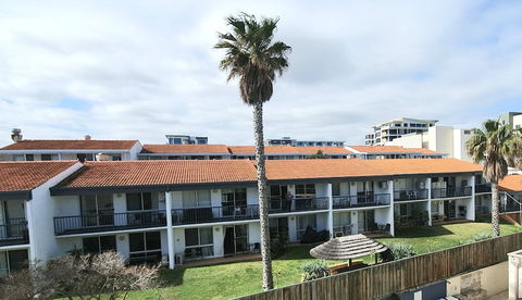 West Beach Lagoon 218 - Kingaroy Accommodation 1