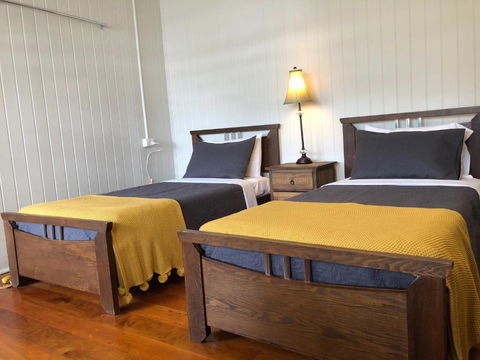 Five 3 Five - The Beachside Barracks - Kingaroy Accommodation 4