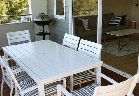 The Villa Dunsborough - Kingaroy Accommodation 1