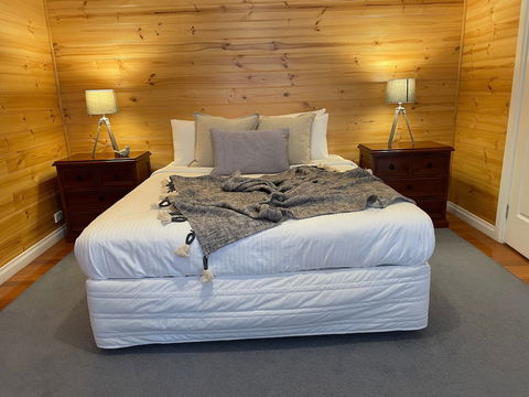 Dunes - Elegant Beach Villa With Huge Swim Spa - Kingaroy Accommodation 3