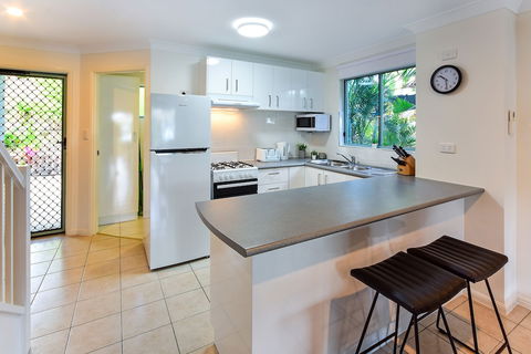 Sunset Waters Apartments - Kingaroy Accommodation 3